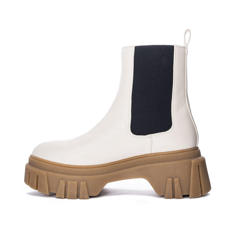 JENNY BOOTIE